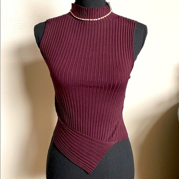 H&M Tops - H&M NWT Sleeveless Blouse